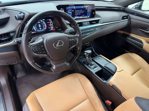 Used 2020 Lexus ES 350 w/ Premium Package image 12
