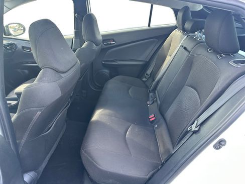 Used 2020 Toyota Prius LE image 13