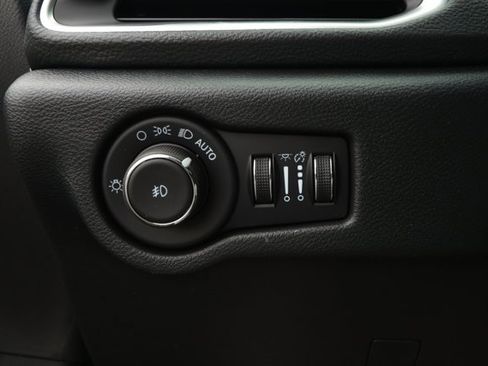 New 2026 Chrysler Pacifica Limited w/ S Appearance Package image 15