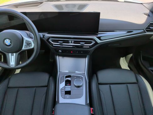 Used 2024 BMW 230i Coupe w/ Premium Package RWD image 31