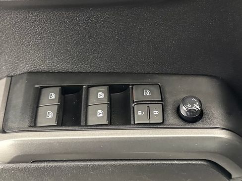 Used 2023 Toyota Tacoma TRD Sport w/ Technology Package AWD/4WD image 28
