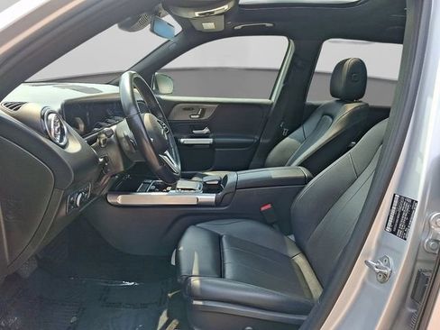 Used 2021 Mercedes-Benz GLB 250 4MATIC image 15