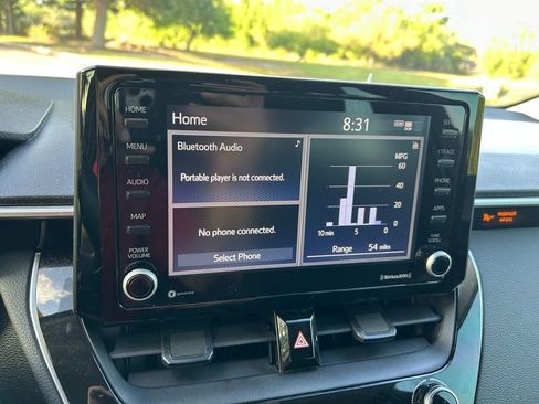 Used 2022 Toyota Corolla LE image 23