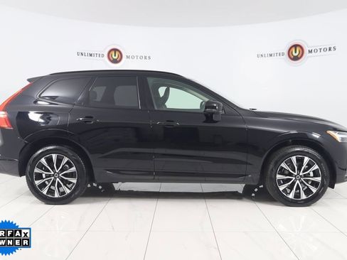 Used 2025 Volvo XC60 B5 Plus image 2