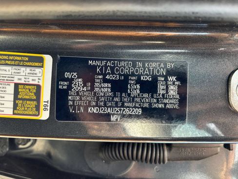 Used 2025 Kia Soul LX w/ LX Technology Package FWD image 28