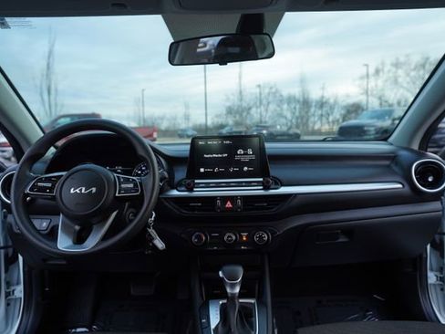Used 2023 Kia Forte LXS image 25