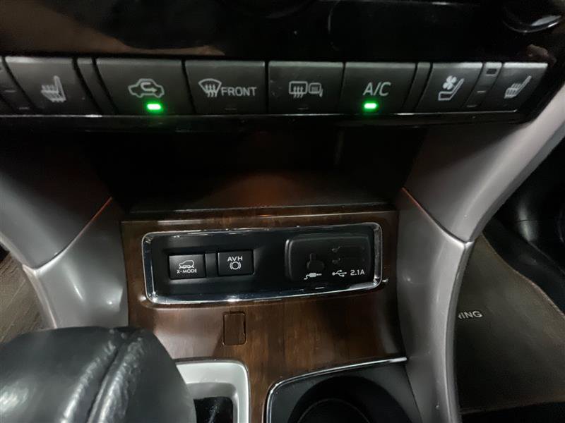 Used 2019 Subaru Ascent Touring w/ Popular Package #3 AWD/4WD image 17