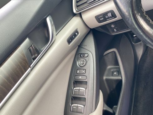 Used 2018 Honda Accord EX-L image 22