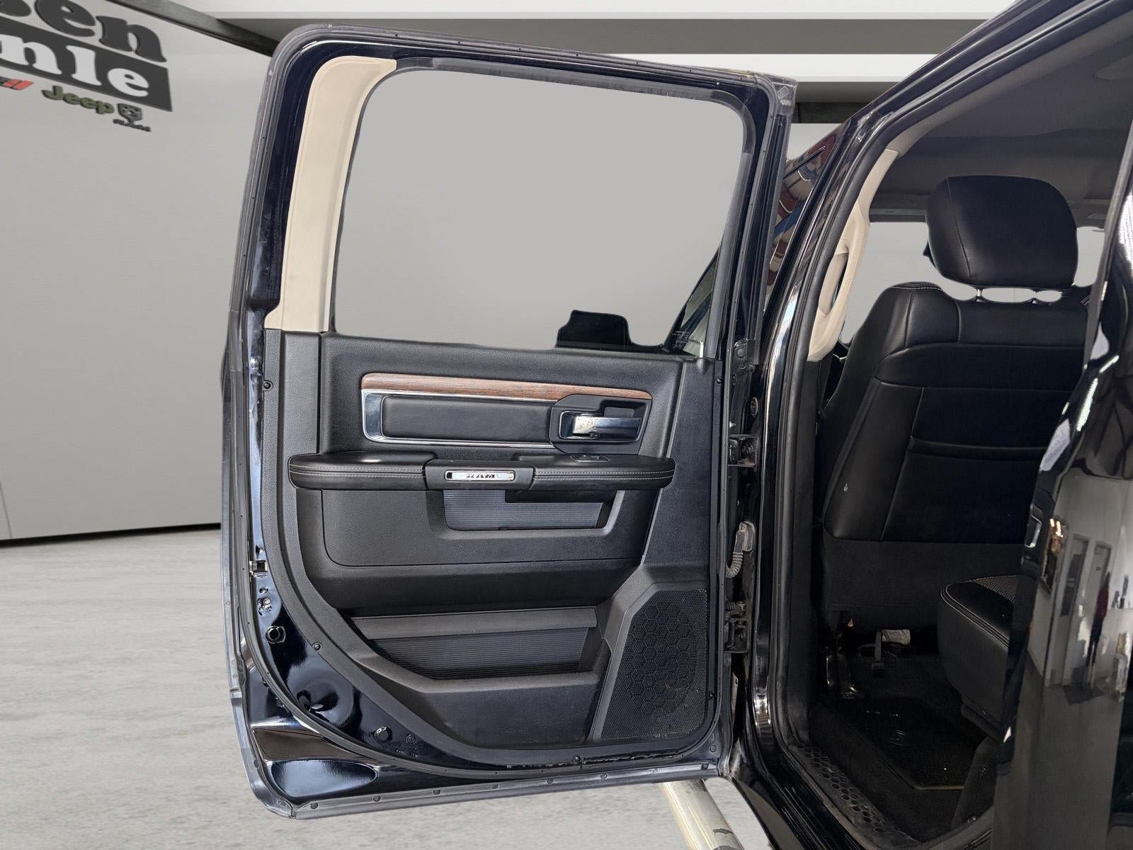 Used 2014 RAM 1500 Laramie AWD/4WD image 7