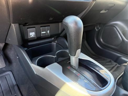 Used 2015 Honda Fit EX-L image 27