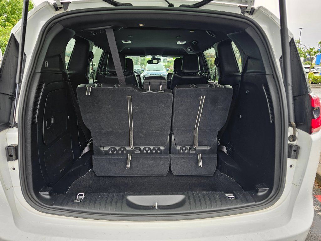 Used 2024 Chrysler Pacifica Limited FWD image 11