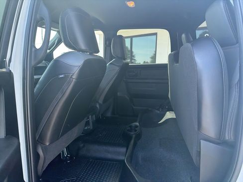 Used 2022 RAM 2500 Tradesman w/ Chrome Appearance Group image 5