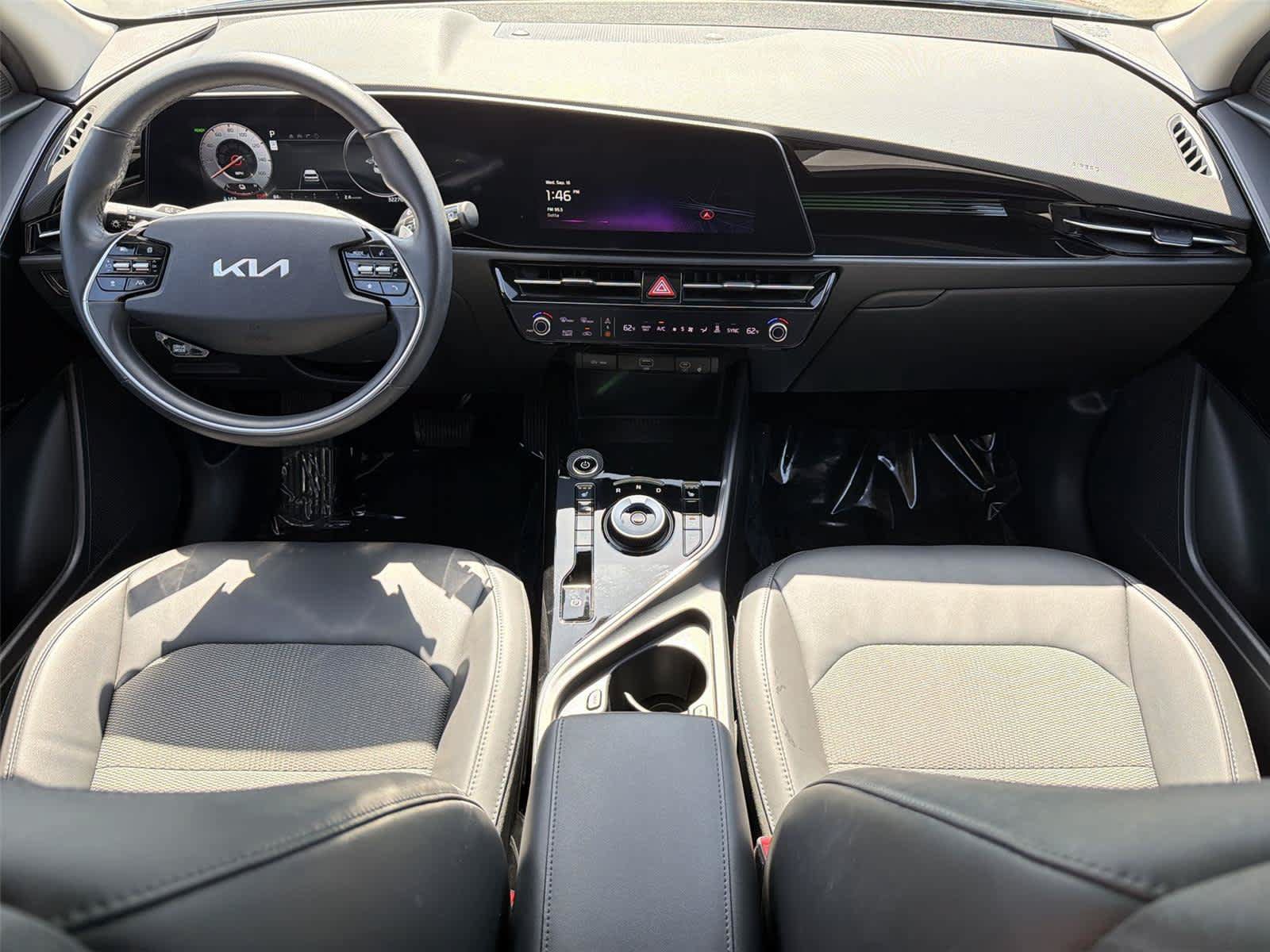 Used 2023 Kia Niro Wind FWD image 11