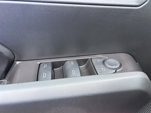 Used 2024 Chevrolet Colorado LT w/ LT Convenience Package III image 17