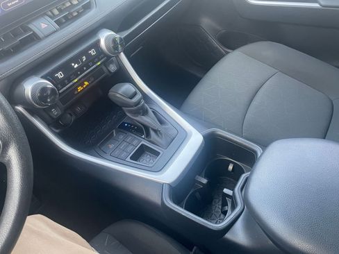 Used 2025 Toyota RAV4 XLE w/ Convenience Package image 46