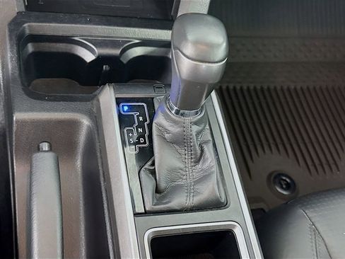 Used 2023 Toyota Tacoma Limited AWD/4WD image 23