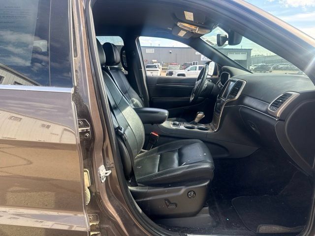 Used 2017 Jeep Grand Cherokee Limited AWD/4WD image 17