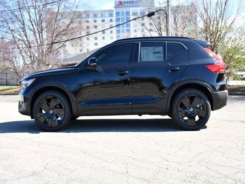 New 2026 Volvo XC40 B5 Ultra w/ Protection Package Premier image 4