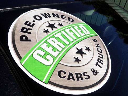 Used 2015 Chrysler 200 Limited w/ Convenience Group image 9