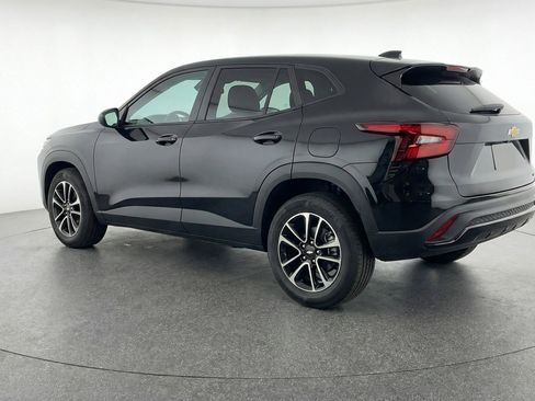 Used 2025 Chevrolet TrailBlazer LT image 6