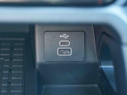Used 2024 Ford Ranger XLT w/ Equipment Group 301A High AWD/4WD image 30