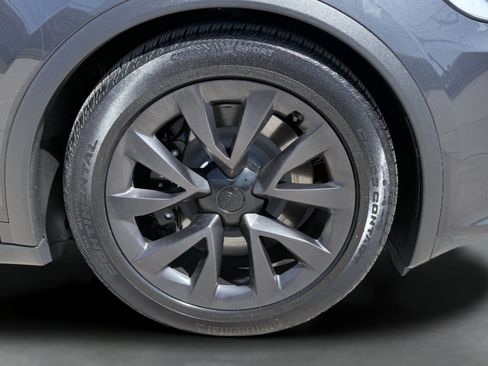 Used 2025 Tesla Model X AWD/4WD image 9