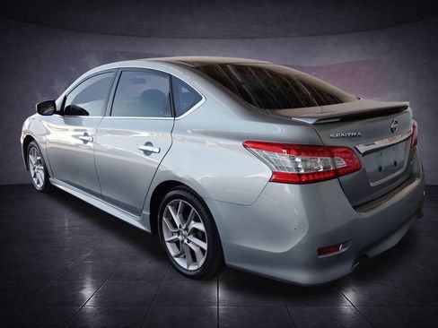 Used 2013 Nissan Sentra SR FWD image 3