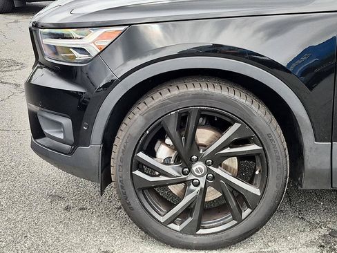 Used 2019 Volvo XC40 T5 R-Design AWD/4WD image 10