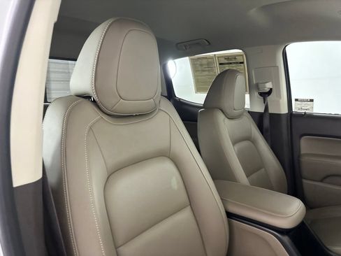 Used 2017 GMC Canyon SLT w/ Driver Alert Package AWD/4WD image 29
