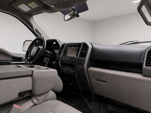 Used 2015 Ford F150 XLT w/ Equipment Group 302A Luxury AWD/4WD image 34