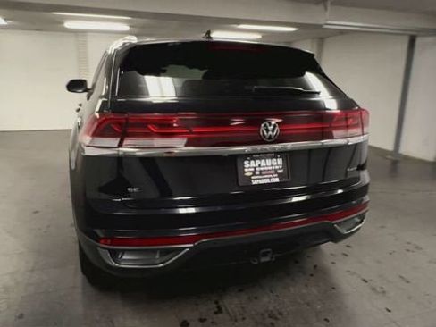 Used 2024 Volkswagen Atlas Cross Sport SE AWD/4WD image 7