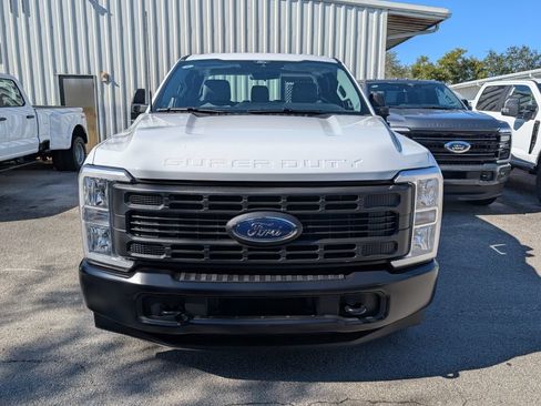 New 2026 Ford F250 XL w/ 360-Degree Camera Package RWD image 2
