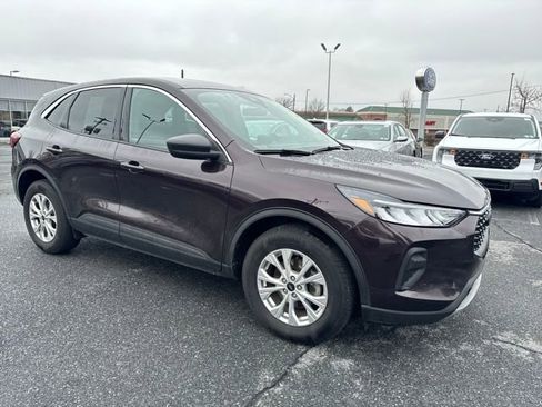 Used 2023 Ford Escape Active image 7