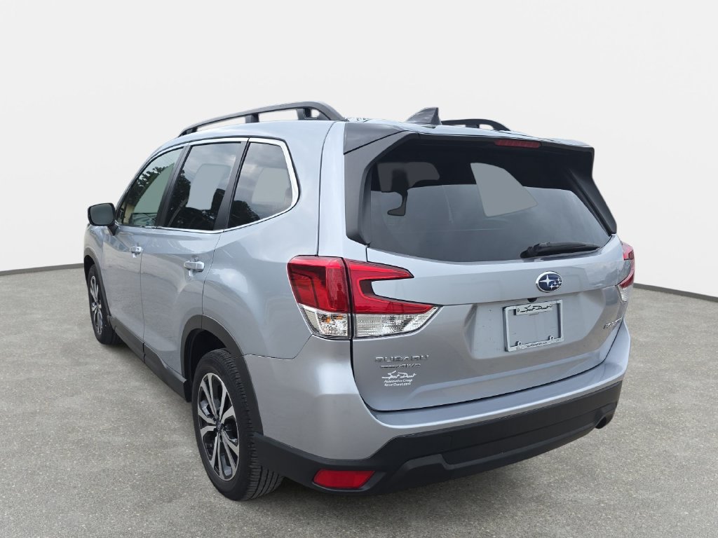 Used 2024 Subaru Forester Limited AWD/4WD image 7