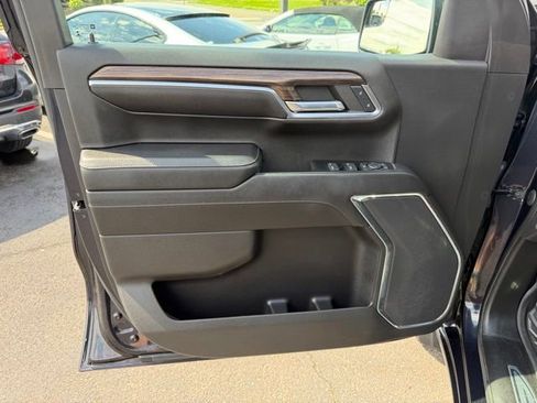 Used 2023 Chevrolet Silverado 1500 LT Trail Boss w/ Protection Package AWD/4WD image 18
