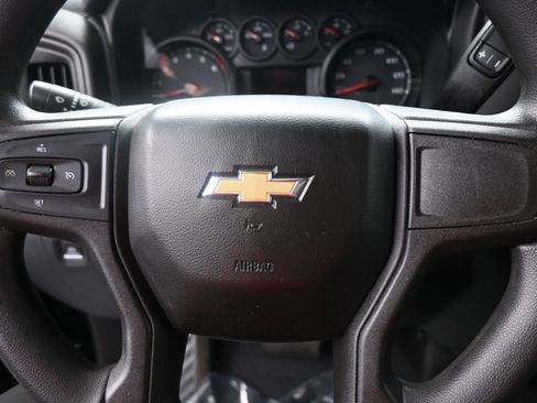 Used 2019 Chevrolet Silverado 1500 Custom w/ Custom Value Package image 15