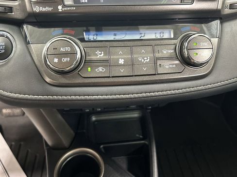 Used 2014 Toyota RAV4 Limited AWD/4WD image 16