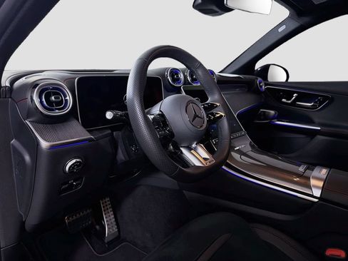 Certified 2026 Mercedes-Benz GLC 43 AMG 4MATIC image 10