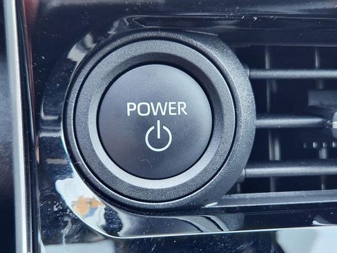 Used 2025 Subaru Solterra AWD/4WD image 21