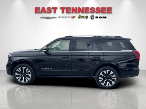 Used 2025 Ford Expedition Platinum w/ Driver's Package AWD/4WD image 6