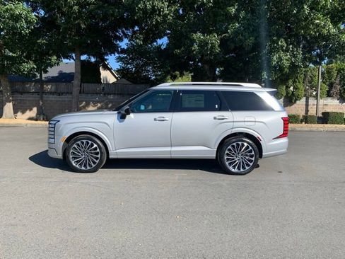 New 2026 Hyundai Palisade Calligraphy image 2