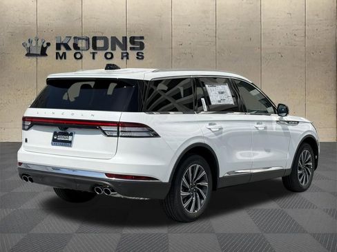 New 2026 Lincoln Aviator AWD image 5