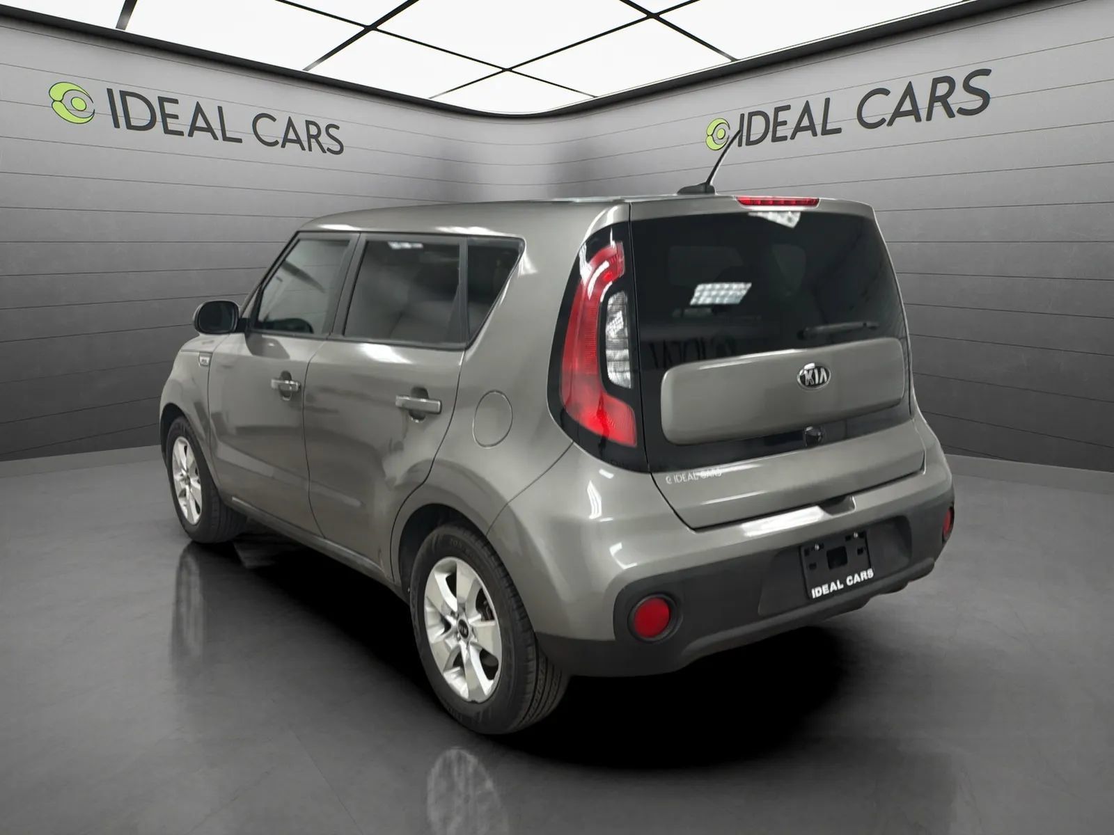 Used 2019 Kia Soul FWD image 7