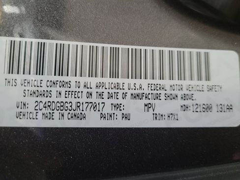 Used 2018 Dodge Grand Caravan SE image 33