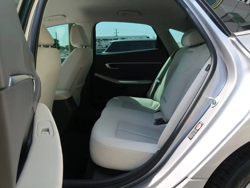Used 2021 Hyundai Sonata SEL FWD image 18
