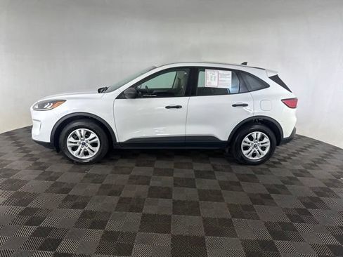Used 2022 Ford Escape S AWD/4WD image 8