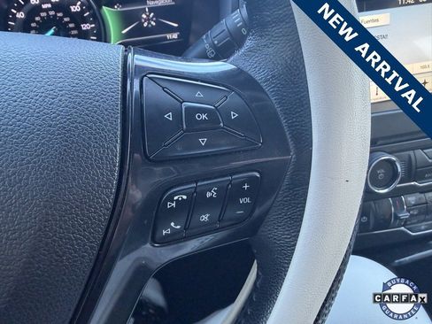 Used 2017 Ford Explorer XLT w/ Equipment Group 202A image 10