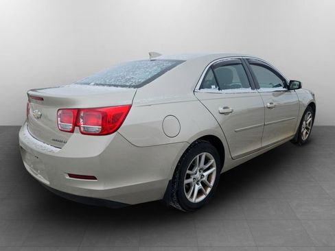 Used 2015 Chevrolet Malibu LT w/ Power Convenience Package image 6