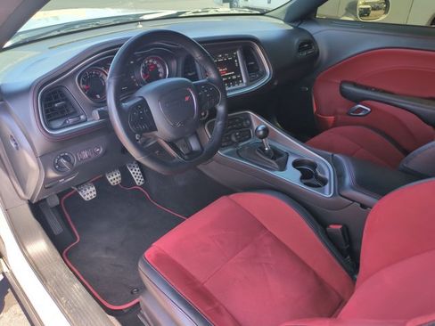 Used 2022 Dodge Challenger R/T Scat Pack RWD image 17