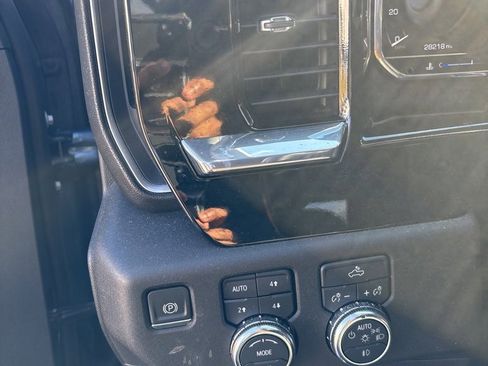 Used 2024 GMC Sierra 1500 Elevation w/ X31 Off-Road Package image 17